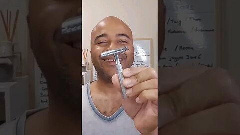 ASMR SINGING OF Giesen & Forsthoff Timor Open Comb Razor💈🔊🪒🎞️👌🏾#asmr #shavingproducts #singing #sotd