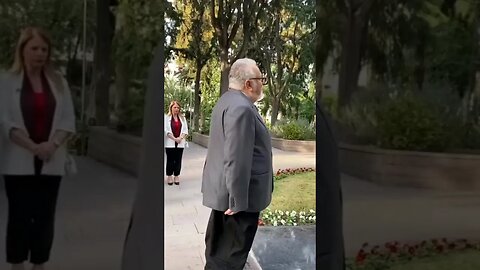 Celal Şengör, Atatürk'ün annesi Zübeyde Hanım'ın anıt mezarını ziyaret etti: