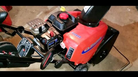 Simplicity SS822ex Snowblower repair - Part 1 of 3 - Carburetor removal