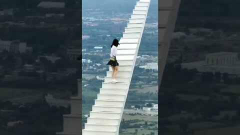 Omg!! This place is real? 😱😱