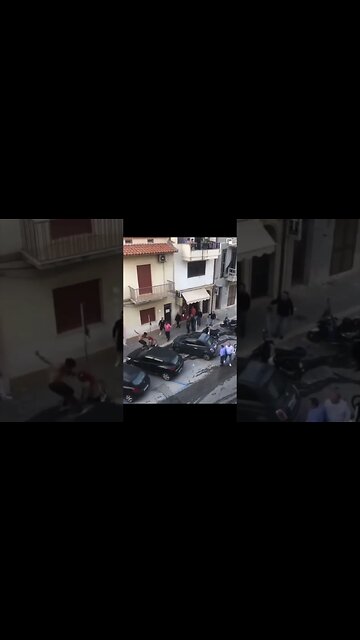 Sicilian Heroism: Locals Unite to Thwart Migrant Robbery and Protect Community