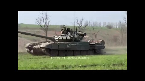 Large Russian Tank Column South Of Izyum
