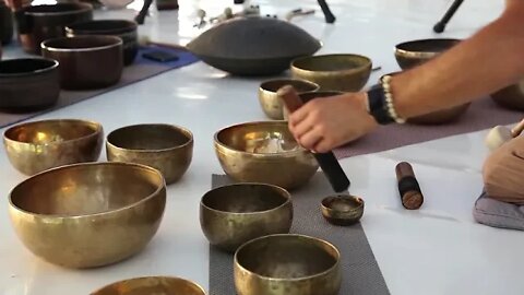 528hz Tibetan Singing Bowl