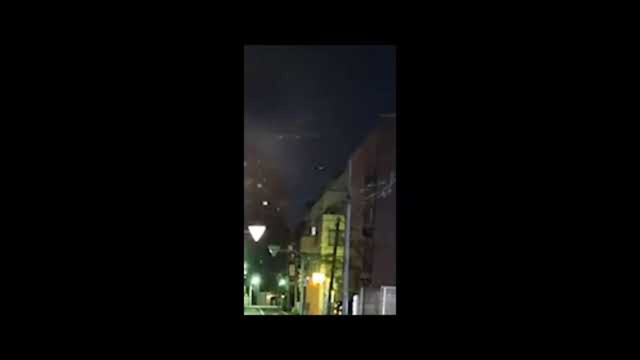 Glowing UFO Lights Caught On Camera Over Japan 🔴 UFO Attack Caught on Camera