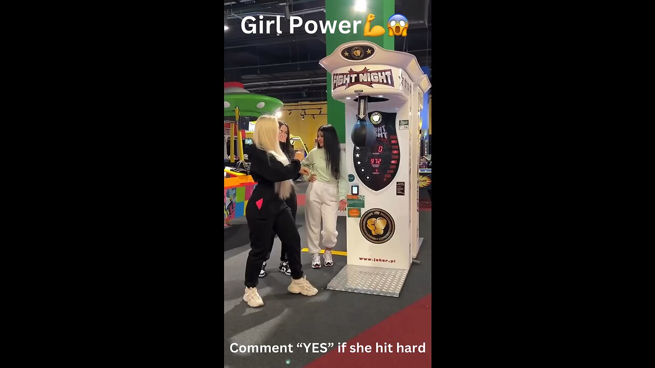 Girl power #punch 👧👯♀️