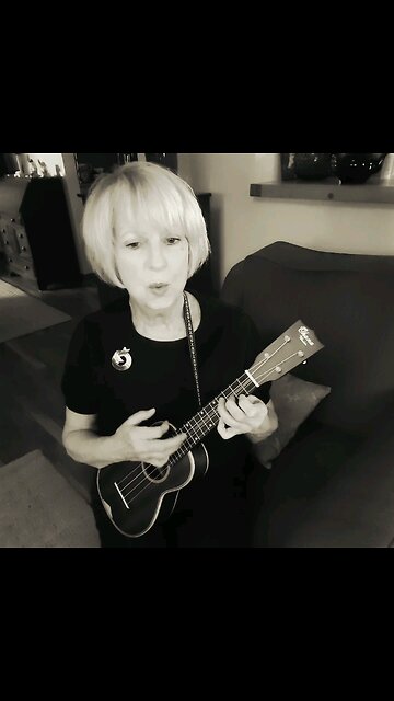 Moon River - ukulele cover