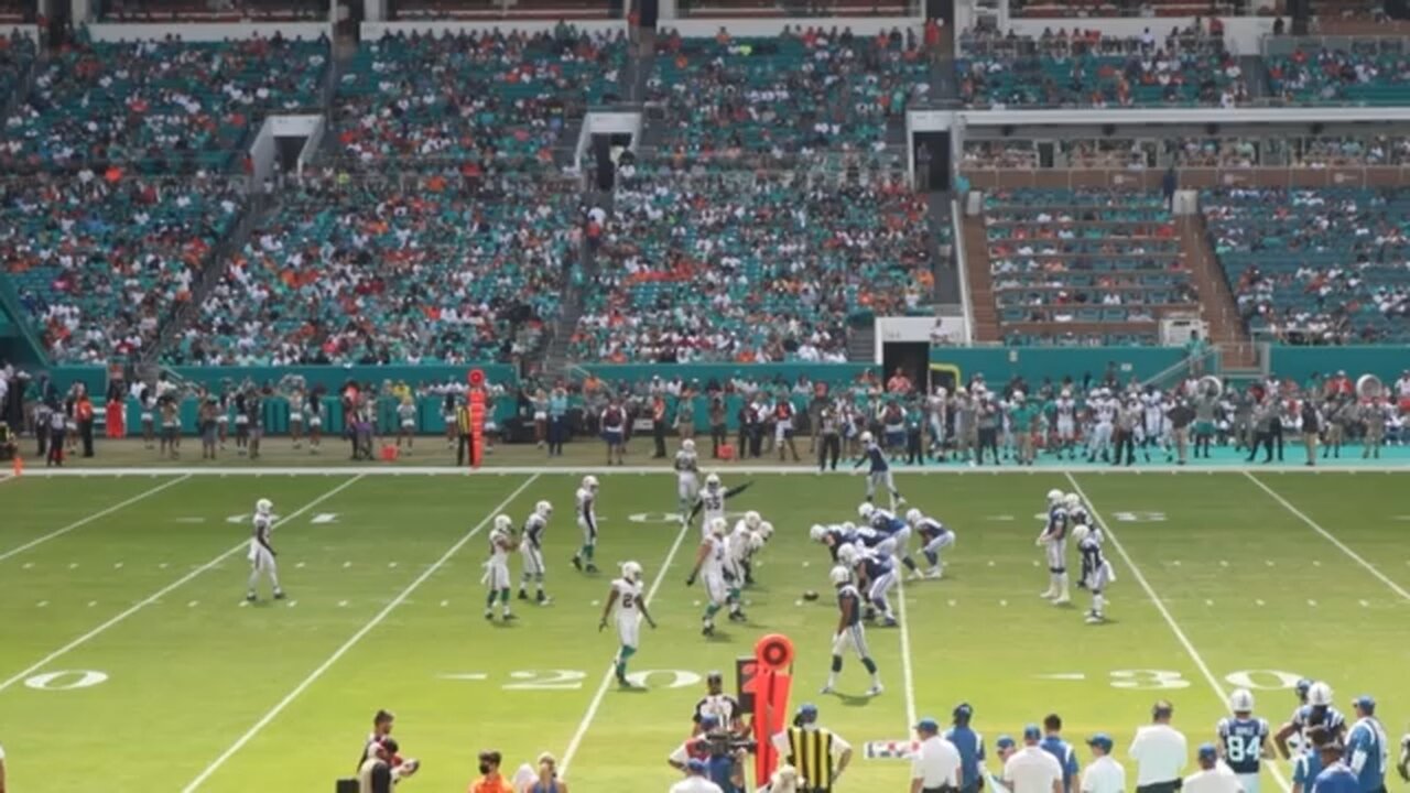 Jonathan Taylor TD Run @ Miami Dolphins (Oct. 2021)