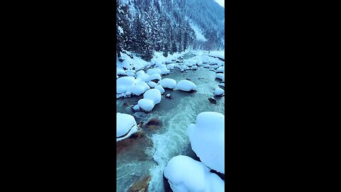 exploring kashmir winter