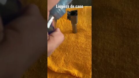 Limpeza de cano… aguarde o resultado.