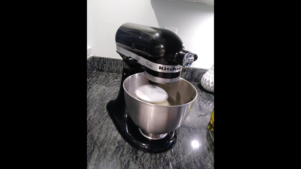 KitchenAid K45SSWH Stand Mixer, 4.5 Q, White