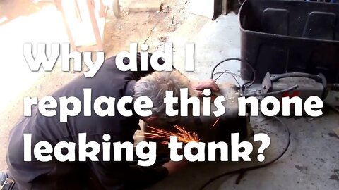 Land Rover 90 fuel tank replacement. How bad was the old tank? Let's cut it up and find out!