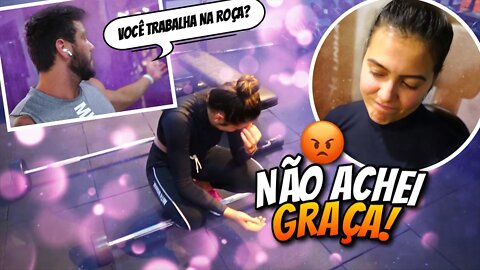 ELA REAGINDO AS CANTADAS DOS MEUS INSCRITOS! "não tem graça"