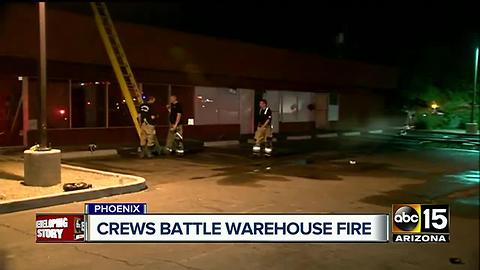 Vacant strip mall in Phoenix catches on fire