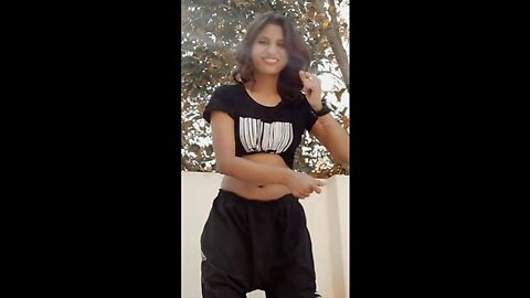 Ek chuma to mujhko udhar de de # short videos