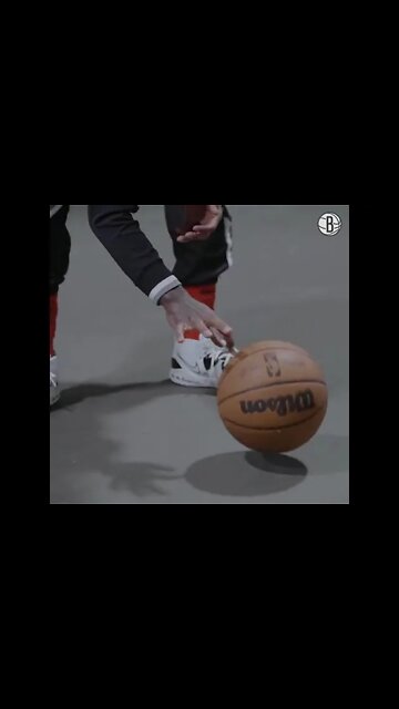 Kyrie using 0 1% of his skill