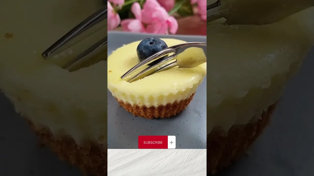 Easy Mini Cheesecakes Recipe! #shorts #minicheesecakes