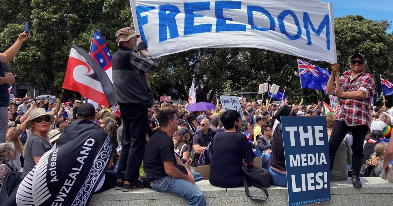 New Zealand Freedom Convoy Clogs Streets Near Parliament To Protest Vaccine Mandates