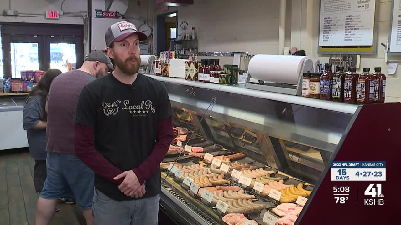 Restaurants getting ready for NFL Draft crowd