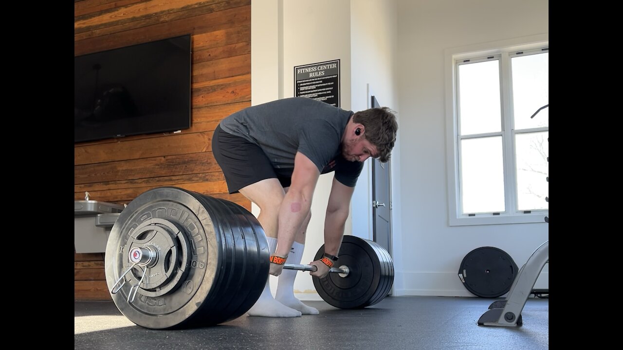 435 x 5 Eccentric Deadlift