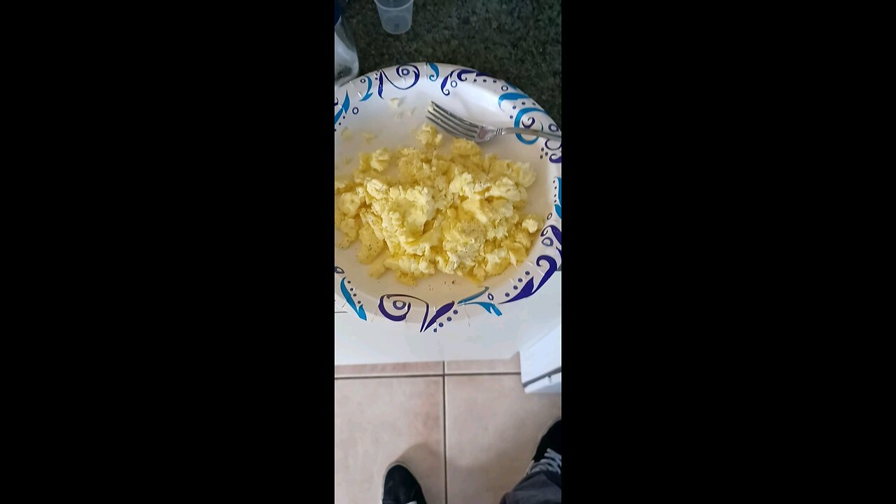 scramble eggs wit a little milk it