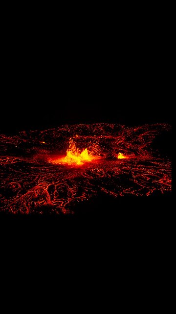 Hawaii’s Kilauea volcano erupts again