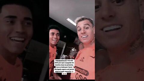 ⚡️ PAGOU OS $500 😂 #shorts #corinthians #timão #rogerguedes