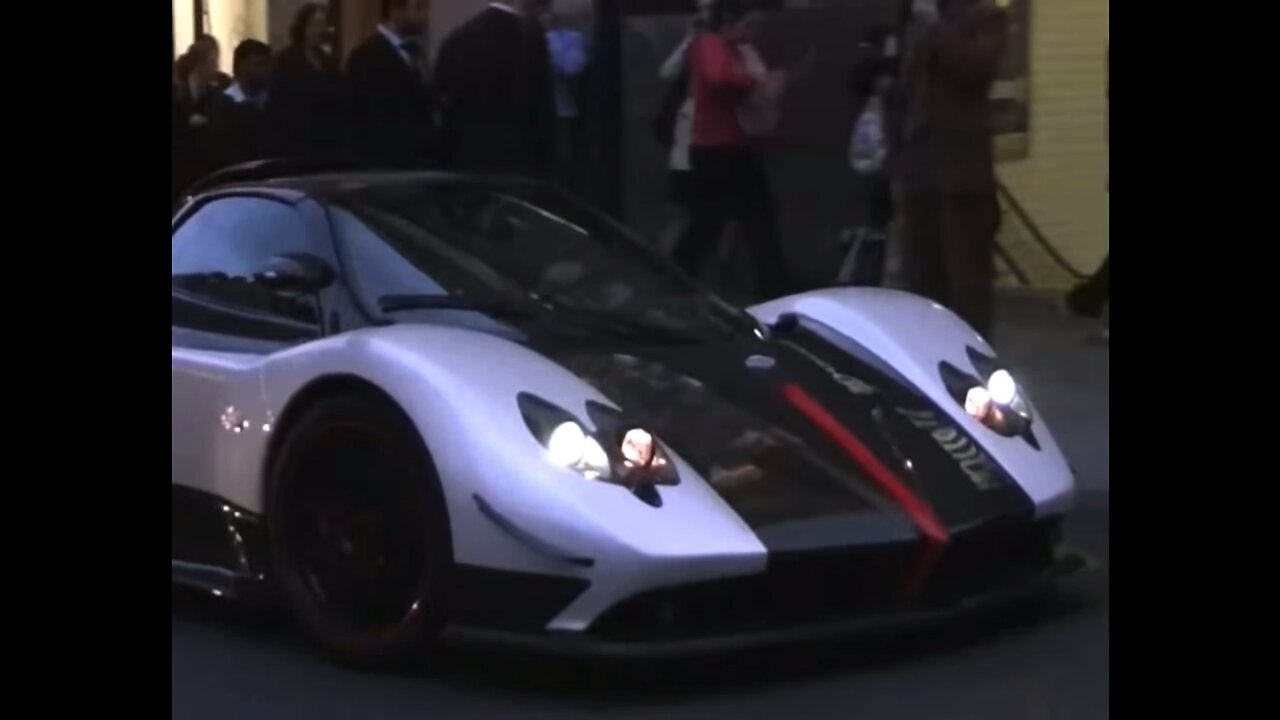 Zonda cinque roadster getting loose 😅