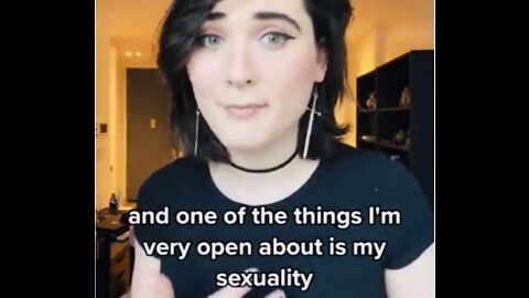 Teacher brags about her sexuality to students