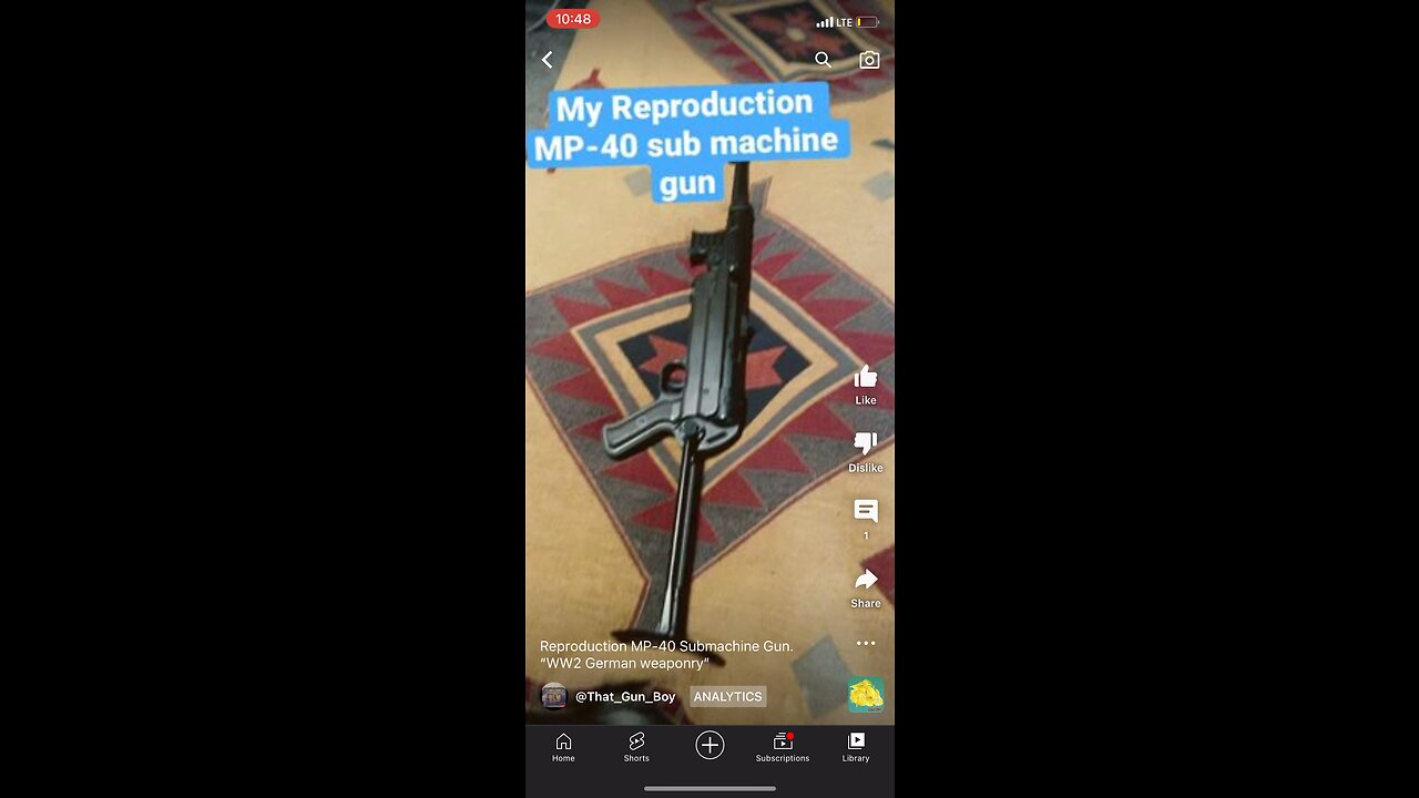 Reproduction MP-40 submachine gun