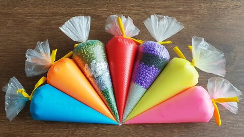 Making Crunchy Slime with Piping Bags #83