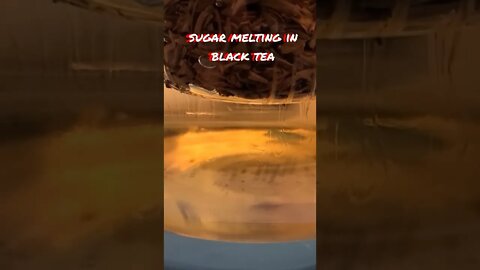 sugar melting in black tea