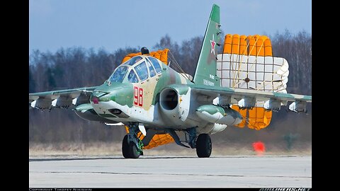 Avion ruso Su-25 buscando objetivos de la OTAN/Ucrania
