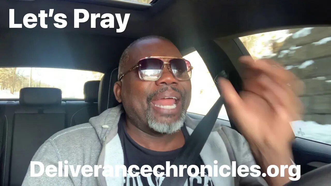 Lets Pray #letspray#dlvrnce #mroneminutemotivation