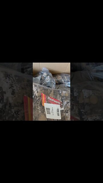 Cold weather deer hunting just got a lot more comfortable with Huntworth heat boost clothing!