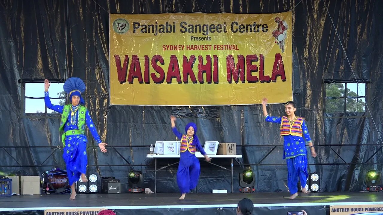 Rhythm of Bhangra at Vaisakhi Mela 2021