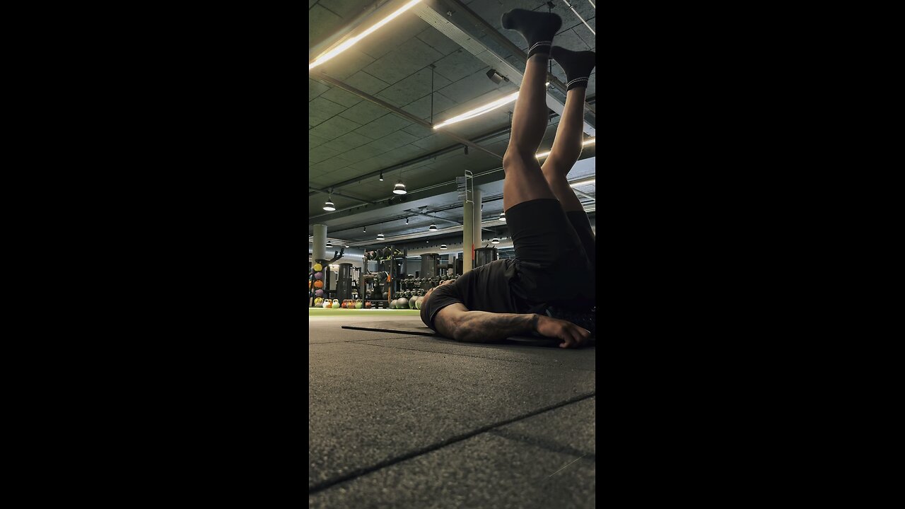 10 Foam Rolling Movements to Massage your Muscles And Prevent Injuries 👍