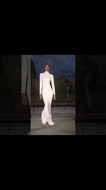 Yasminwijnaldum in Brandonmaxwell Fall/Winter 2020 FashionShow Catwalk
