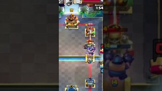 MUITO DANO USANDO O ARQUEIRO MÁGICO #shorts #clashroyal #clash #clashroyale #royale