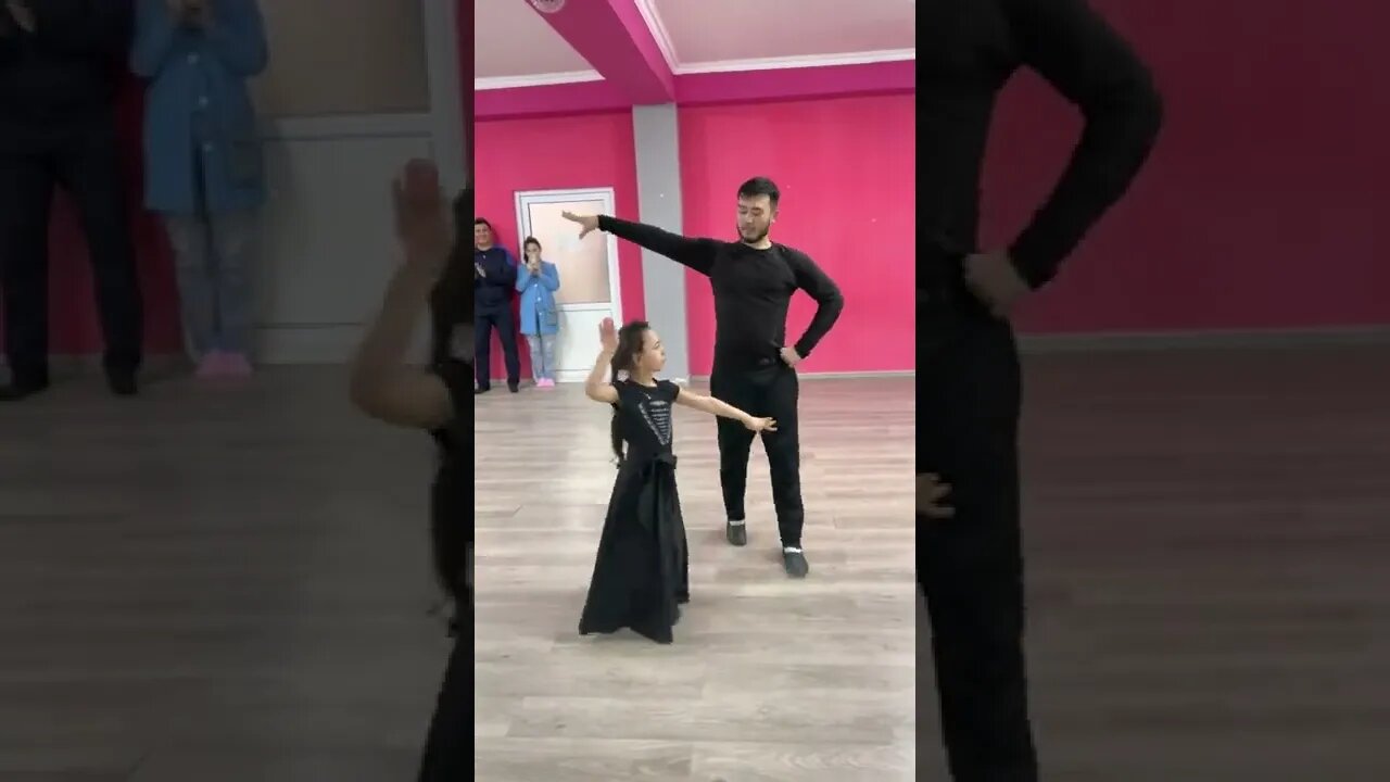 Малышка Танцуют Четко 2022 Самая Четкая Чеченская Лезгинка