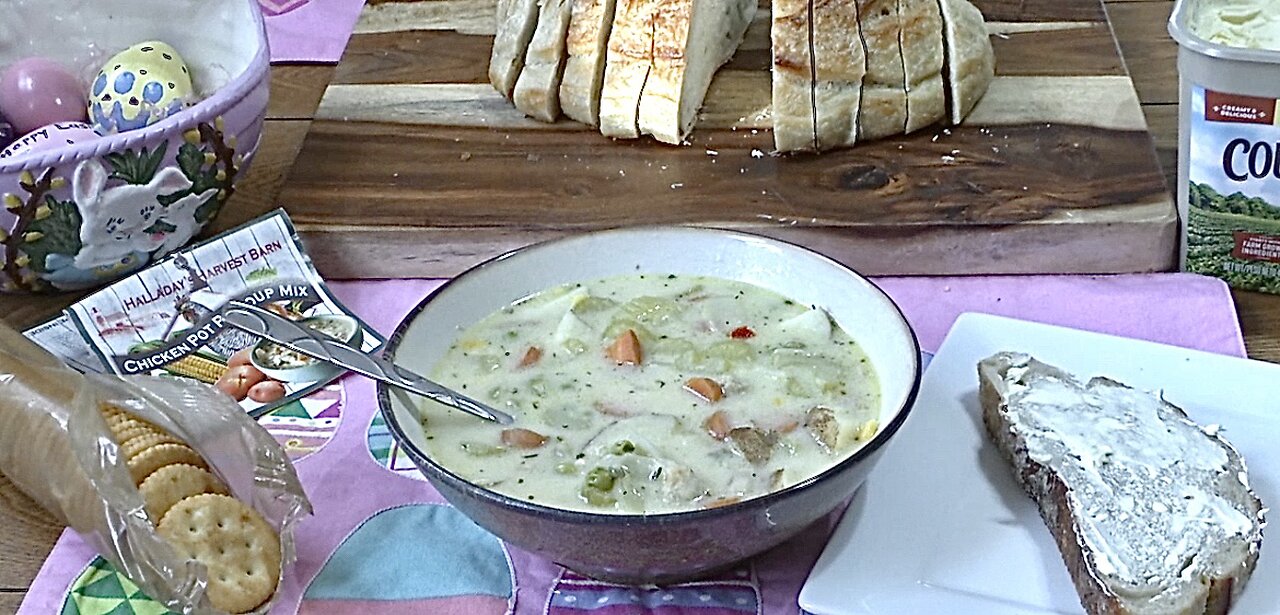 Chicken Pot Pie Soup