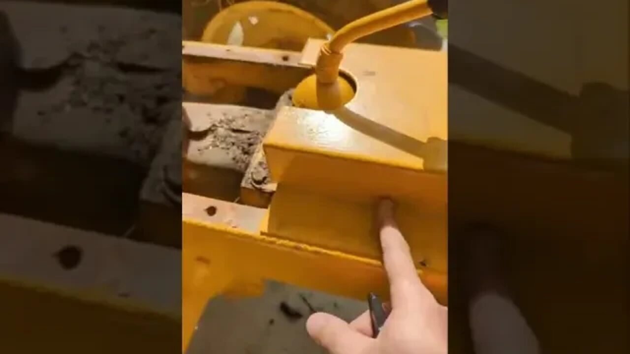 1963 Cub Cadet Broken Again.