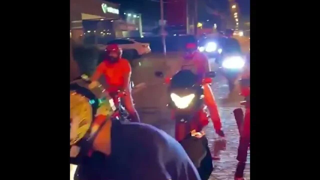 ROLEZINHO COM OS PARSAS [ SO MOTONA GRANDE ] CORTANDO GIRO !!