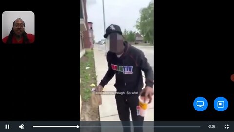 Woman Goes Off On Her Baby Daddy For Only Bring Food For His Kid And None For Her Other 3 Kids