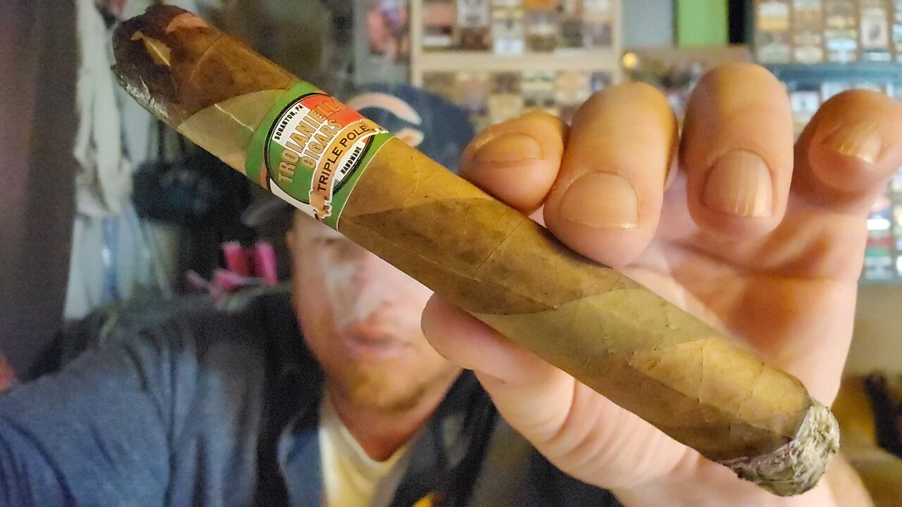 Episode 375 - Troianiello Cigars (Triple Barber Pole) Review