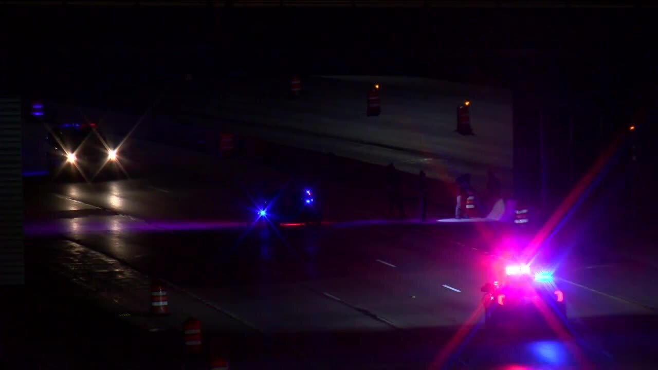 24-year-old man shot on SB I-43 at National, lanes reopen