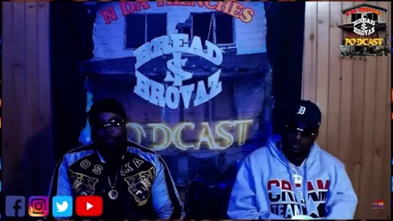 New era Detroit #zeek chop it upand s/o #tricktrick #bigherk #icewearvezzo #shorts #detroit #podcast