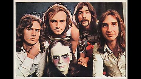 Genesis - The Carpet Crawlers