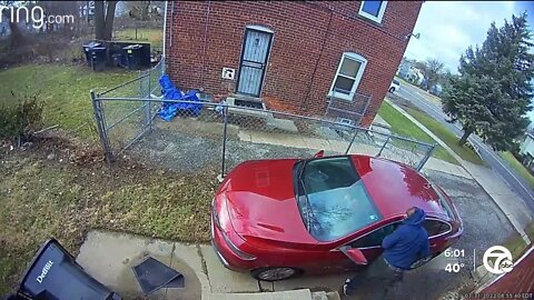 Gone in seconds: Thief steals steering wheel as victim yells at him