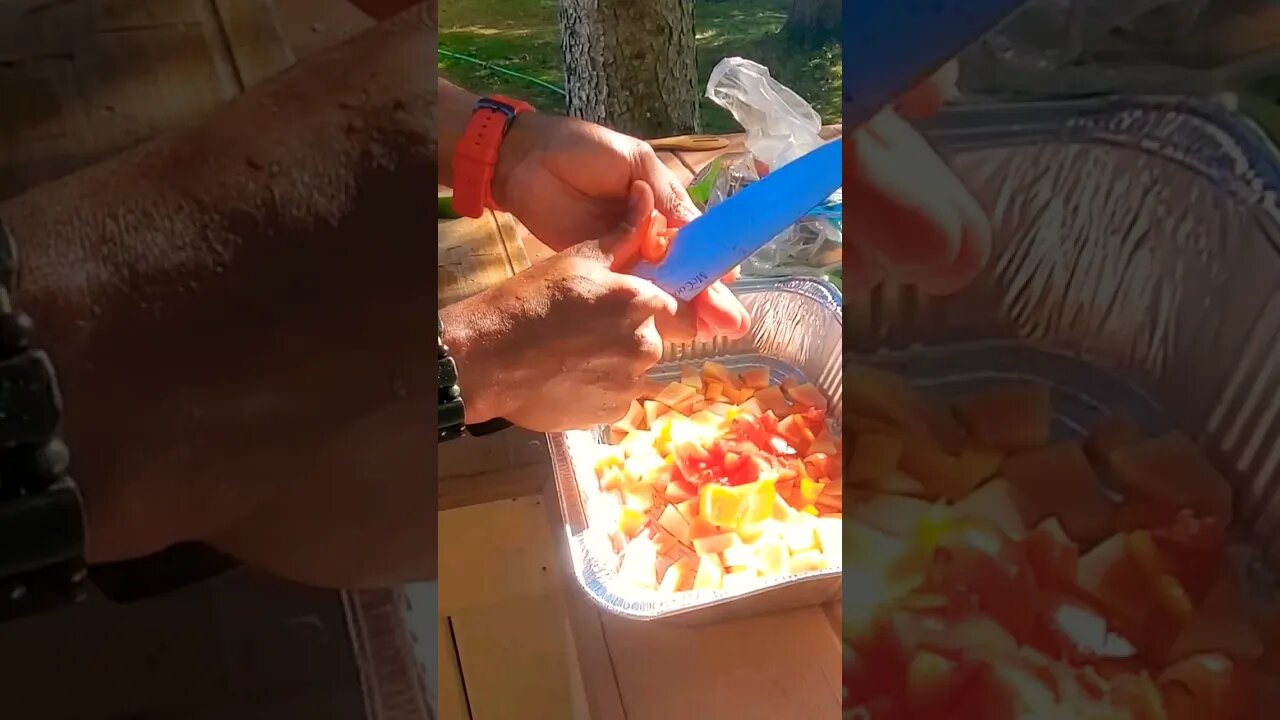 2 Diffrent Ways To Cut Tomatoes! #shorts #reels #jamaica #youtubeshorts