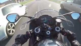 S1000RR Highway Run - #s1000rr #motorcycle #highway #lanesplitting #squidgame